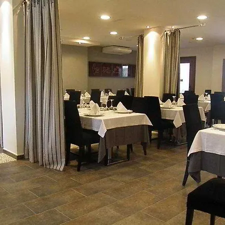 Abadía San Martín 3* San Martín del Castañar